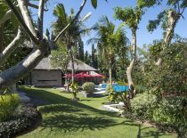 Villa Astika Toyaning, Pool and Garden